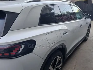 Volkswagen ID.6 2023 Ivory