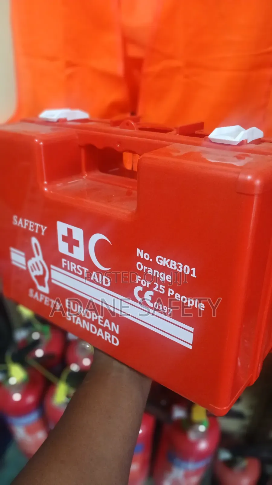 ለ25 ሰው ሚሆን Europe Standard First Aid Kit የመጀመሪያ እርዳታ መስጫ ሳጥን