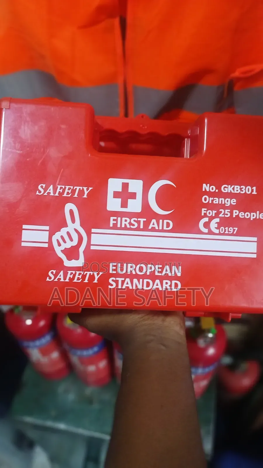 ለ25 ሰው ሚሆን Europe Standard First Aid Kit የመጀመሪያ እርዳታ መስጫ ሳጥን
