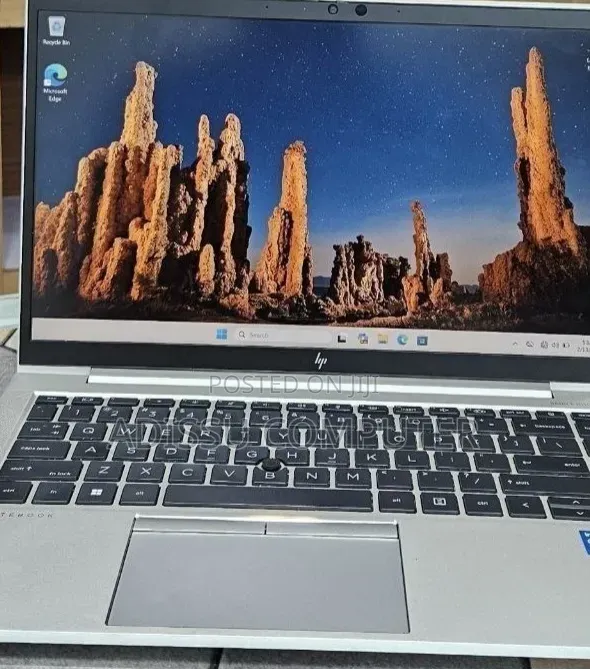 New Laptop HP EliteBook 840 G8 16GB Intel Core i5 SSD 512GB