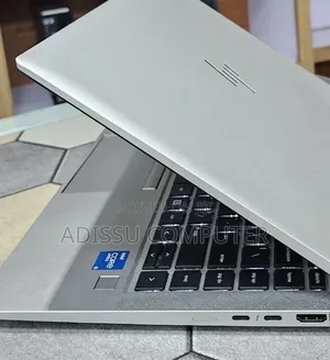 New Laptop HP EliteBook 840 G8 16GB Intel Core i5 SSD 512GB