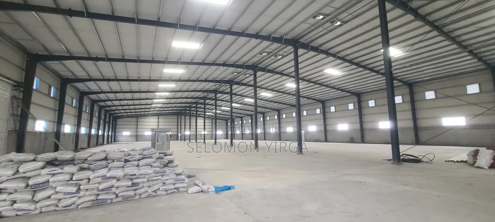 Rental Warehouse Kaliti Area 4500 SQM