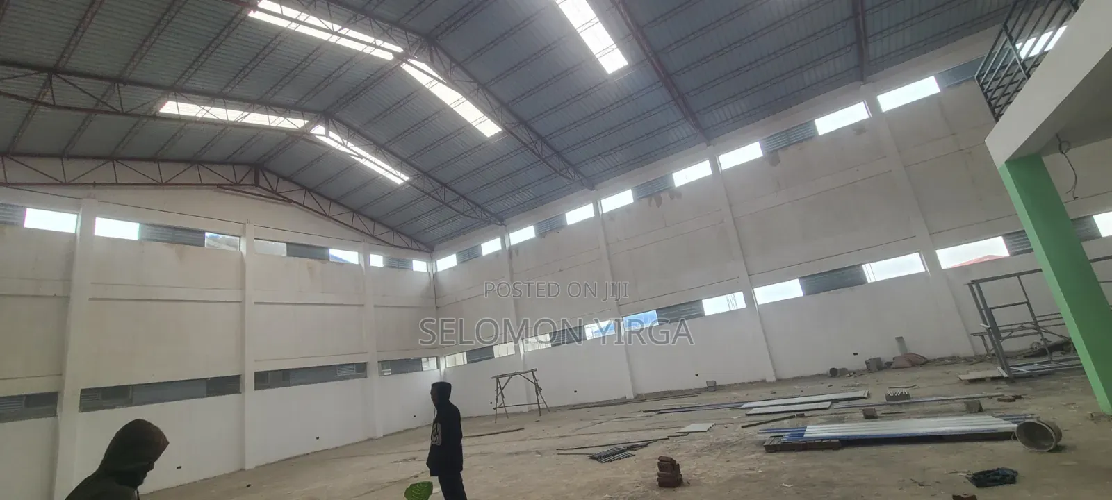 Warehouse Total 1500 Office Space G+4