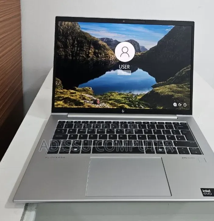 New Laptop HP EliteBook 840 G11 16GB Intel Core Ultra 5 SSD 512GB