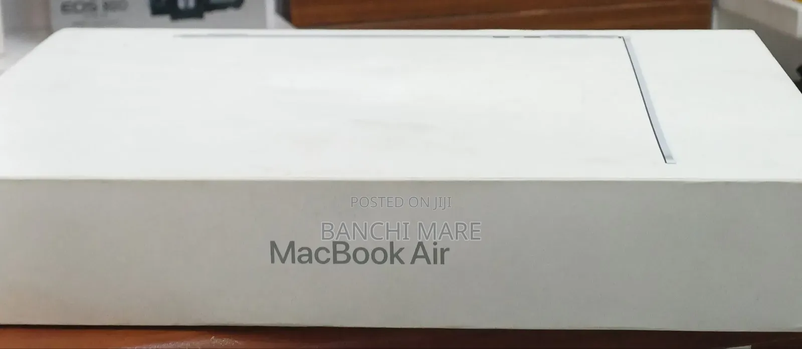New Laptop Apple MacBook Air 2025 M4 16GB Apple M5 SSD 512GB