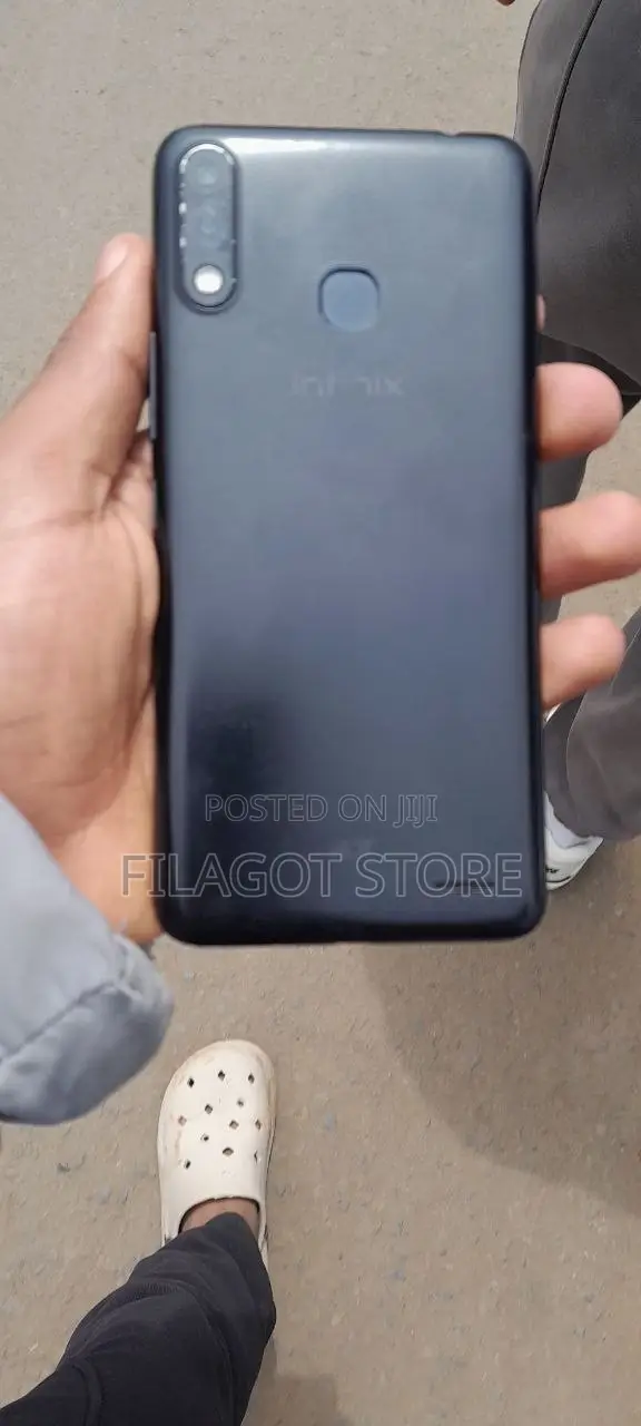 Infinix Smart 6 32 GB Black