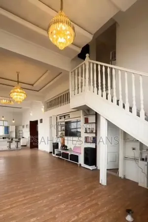 5bdrm Duplex in Apartments, Bole for rent