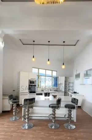 5bdrm Duplex in Apartments, Bole for rent