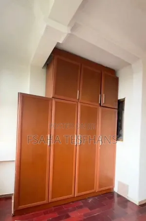 5bdrm Duplex in Apartments, Bole for rent