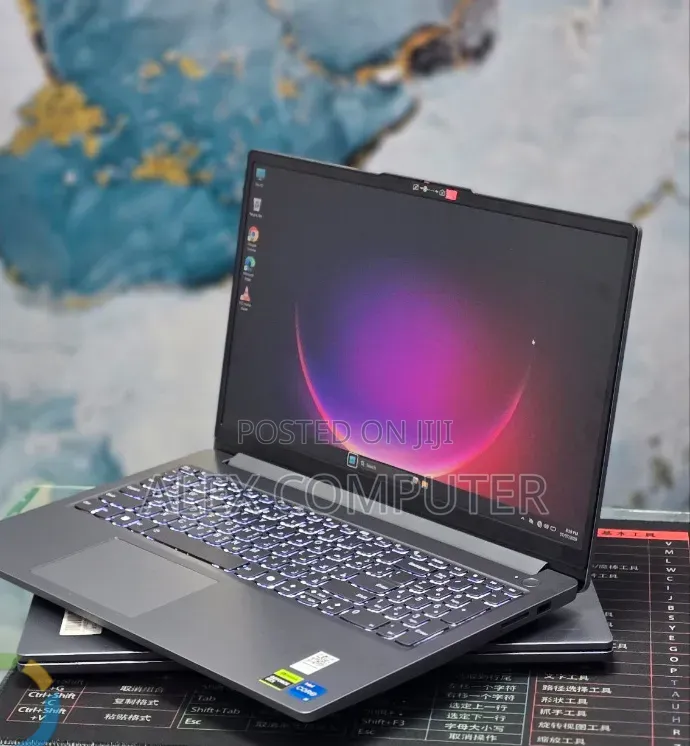 New Laptop Lenovo LOQ 15ARP9 16GB Intel Core i5 SSD 512GB