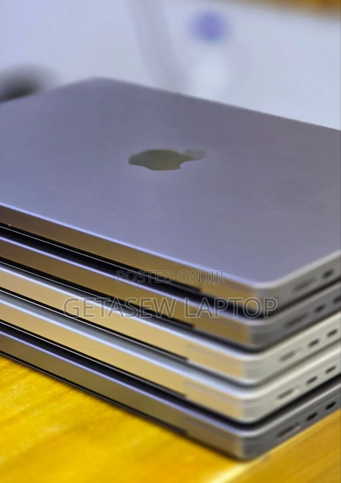New Laptop Apple MacBook Pro 2021 M1 16GB Apple M1 Pro SSD 512GB