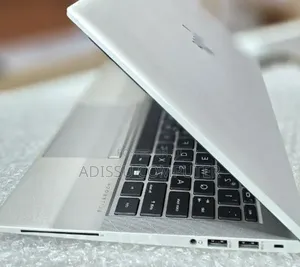 New Laptop HP EliteBook 840 G8 16GB Intel Core i7 SSD 512GB