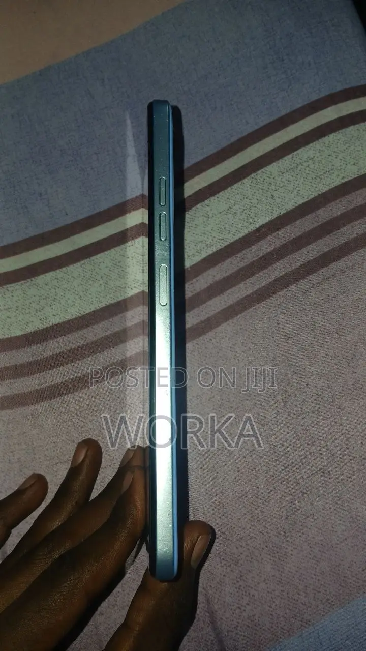 Tecno Spark 10 128 GB Blue