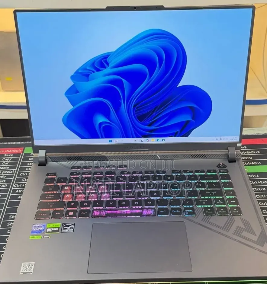 New Laptop Asus ROG Strix G16 G614 16GB Intel Core i9 SSD 1T
