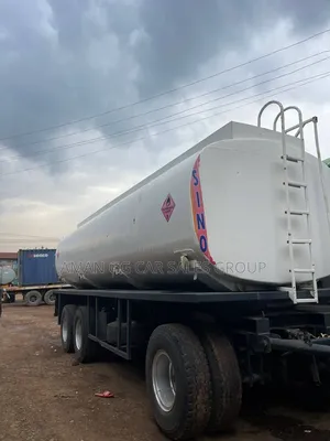 Cino Truck. Botte