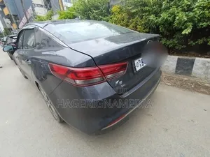 Kia K5 2016 Gray