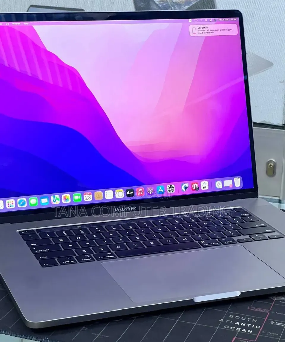 New Laptop Apple MacBook Pro 2019 32GB Intel Core i9 SSD 512GB