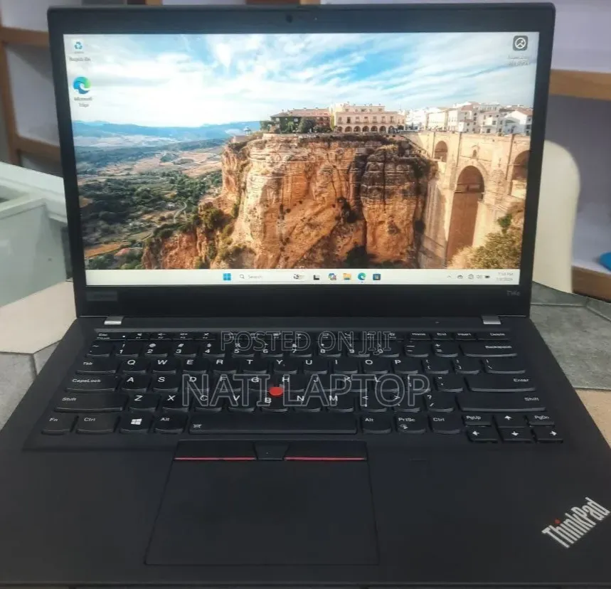 New Laptop Lenovo ThinkPad T14s G4 16GB AMD Ryzen 5 SSD 512GB
