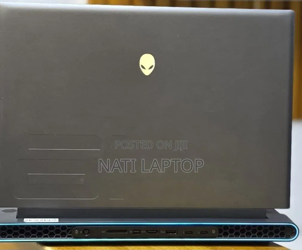 New Laptop Alienware X16 r1 16GB Intel Core i9 SSD 1T