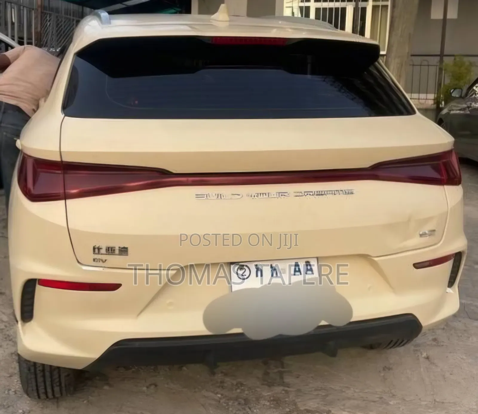BYD E2 43 kWh 94 hp FWD 2024 Yellow