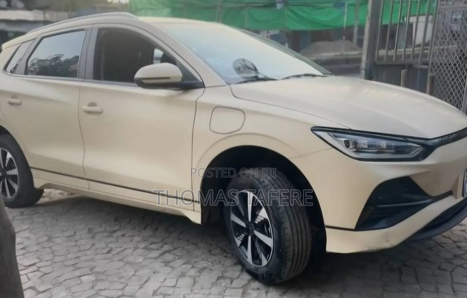 BYD E2 43 kWh 94 hp FWD 2024 Yellow