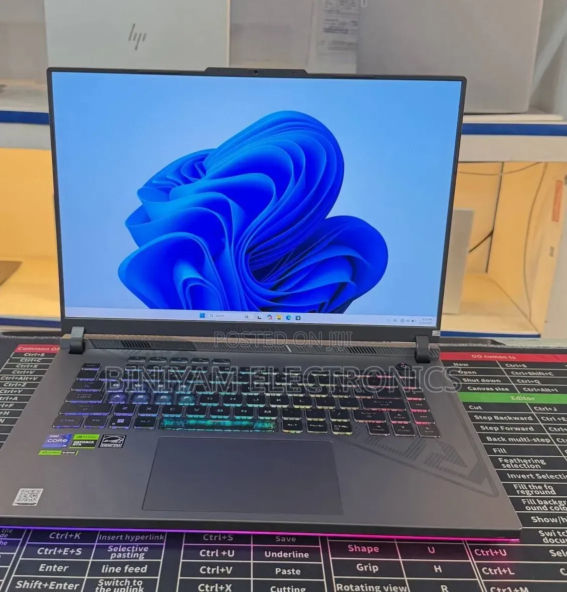New Laptop Asus ROG Strix G15 32GB Intel Core i9 SSD 1T