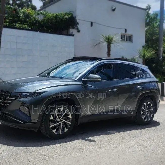 Hyundai Tucson 2022 Gray
