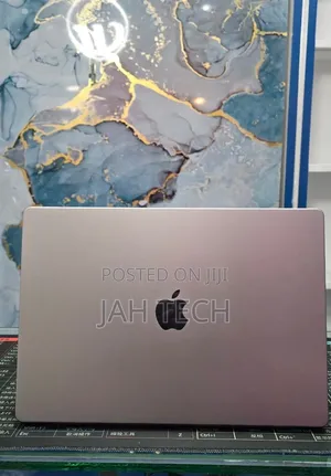 New Laptop Apple MacBook Pro 2021 M1 32GB Apple M1 Pro SSD 512GB