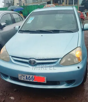 Toyota Platz 1.0 FWD 2005 Blue