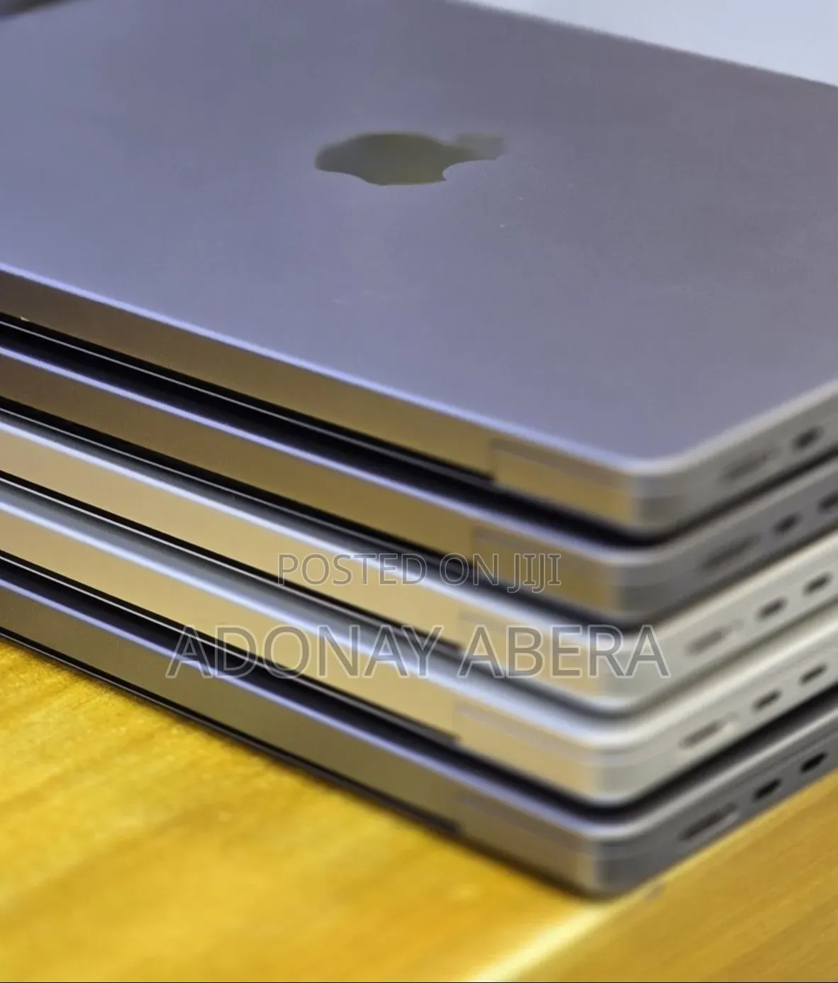 New Laptop Apple 16GB SSD 512GB