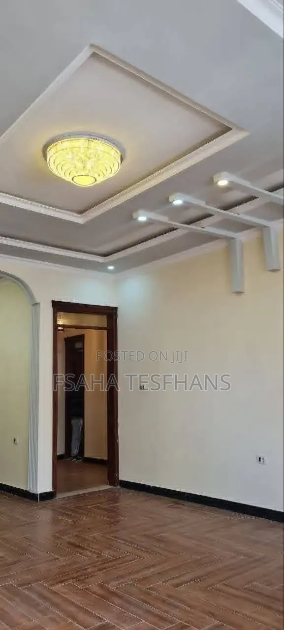 3bdrm House in Villa, Bole for rent