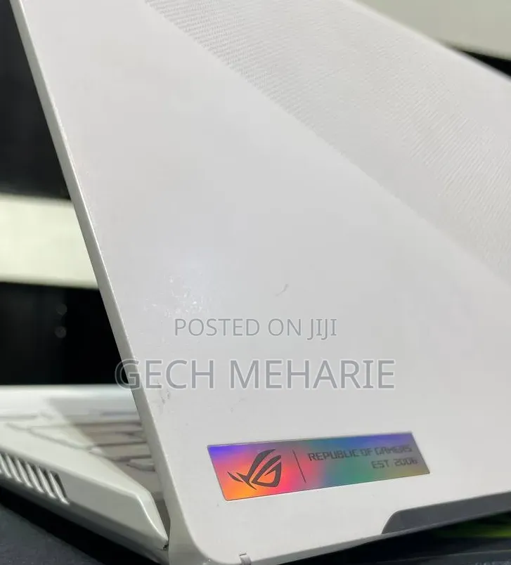 New Laptop Asus ROG Zephyrus G15 16GB AMD Ryzen 9 SSD 512GB