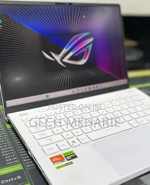New Laptop Asus ROG Zephyrus G15 16GB AMD Ryzen 9 SSD 512GB
