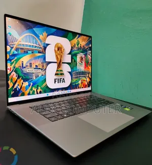 New Laptop HP ZBook Studio G4 16GB Intel Core i7 SSD 512GB