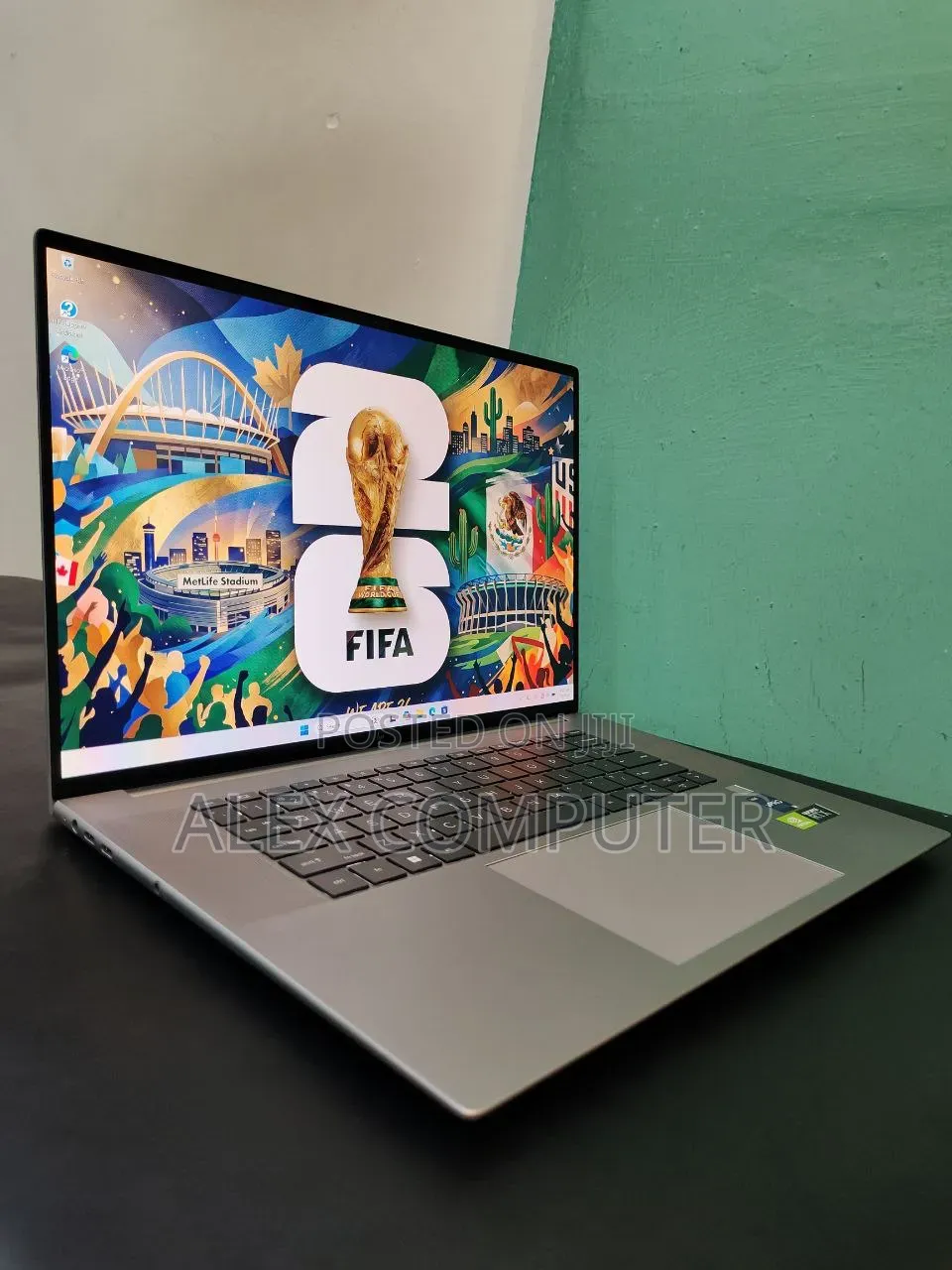 New Laptop HP ZBook Studio G4 16GB Intel Core i7 SSD 512GB