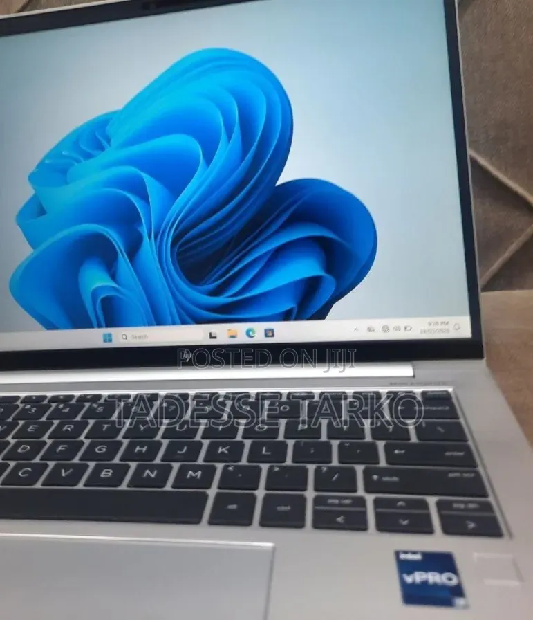 New Laptop HP EliteBook 840 G9 16GB Intel Core i7 SSD 512GB