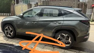 Hyundai Tucson 2023 Gray