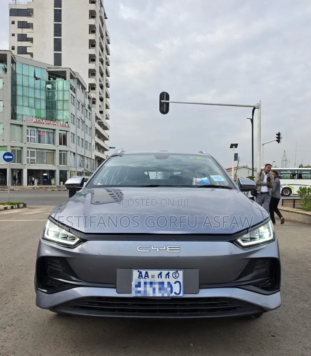 BYD E2 43 kWh 94 hp FWD 2025 Gray