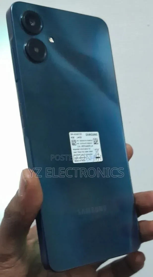 New Samsung Galaxy A06 128 GB Blue
