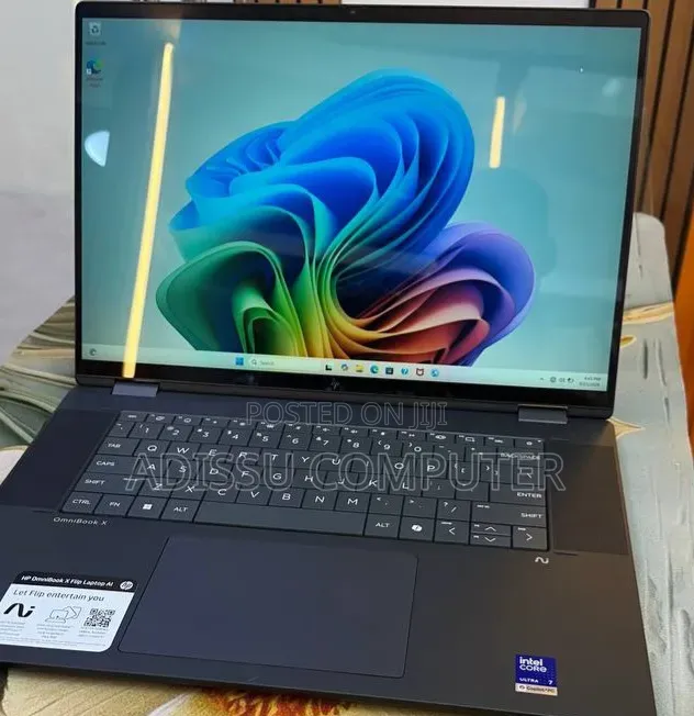 New Laptop HP OmniBook X Flip 14" 16GB Intel Core Ultra 7 SSD 1T