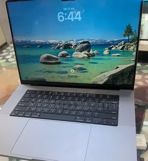 New Laptop Apple MacBook Pro 2021 M1 32GB Apple M1 Pro SSD 512GB