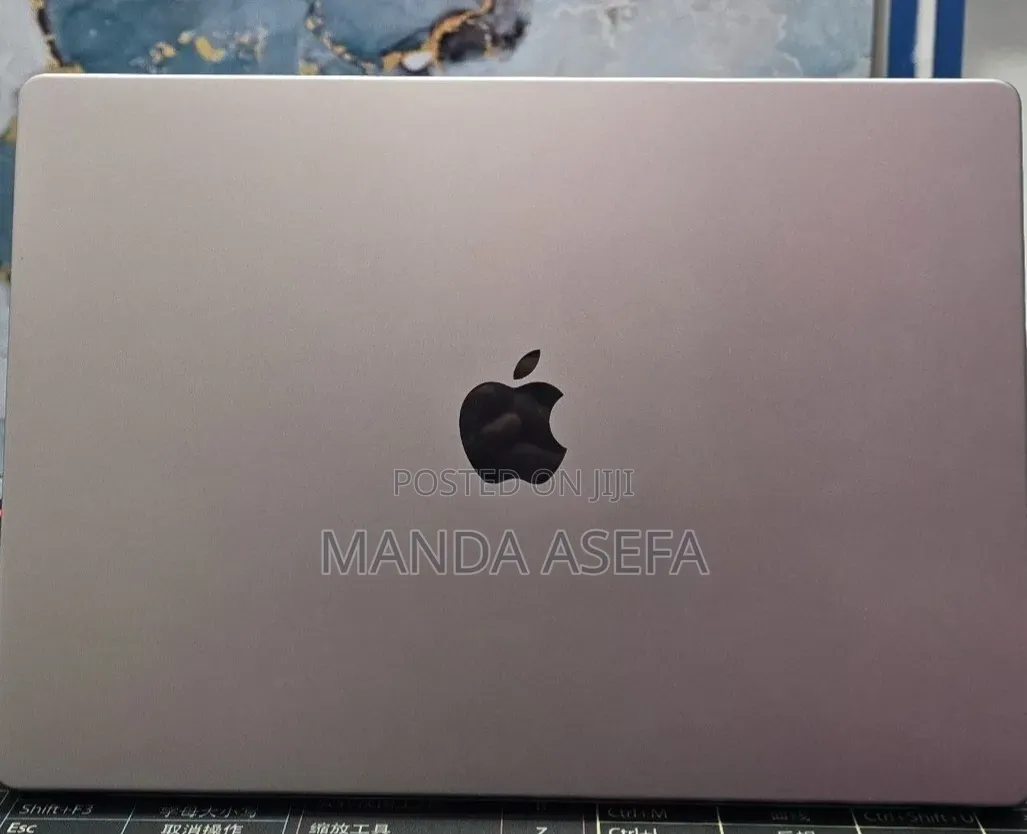 New Laptop Apple MacBook Pro 2021 M1 32GB Apple M1 Pro SSD 512GB