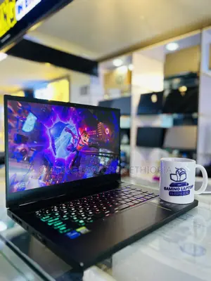 New Laptop MSI GS66 Stealth 10UG 8GB Intel Core i7 SSD 512GB