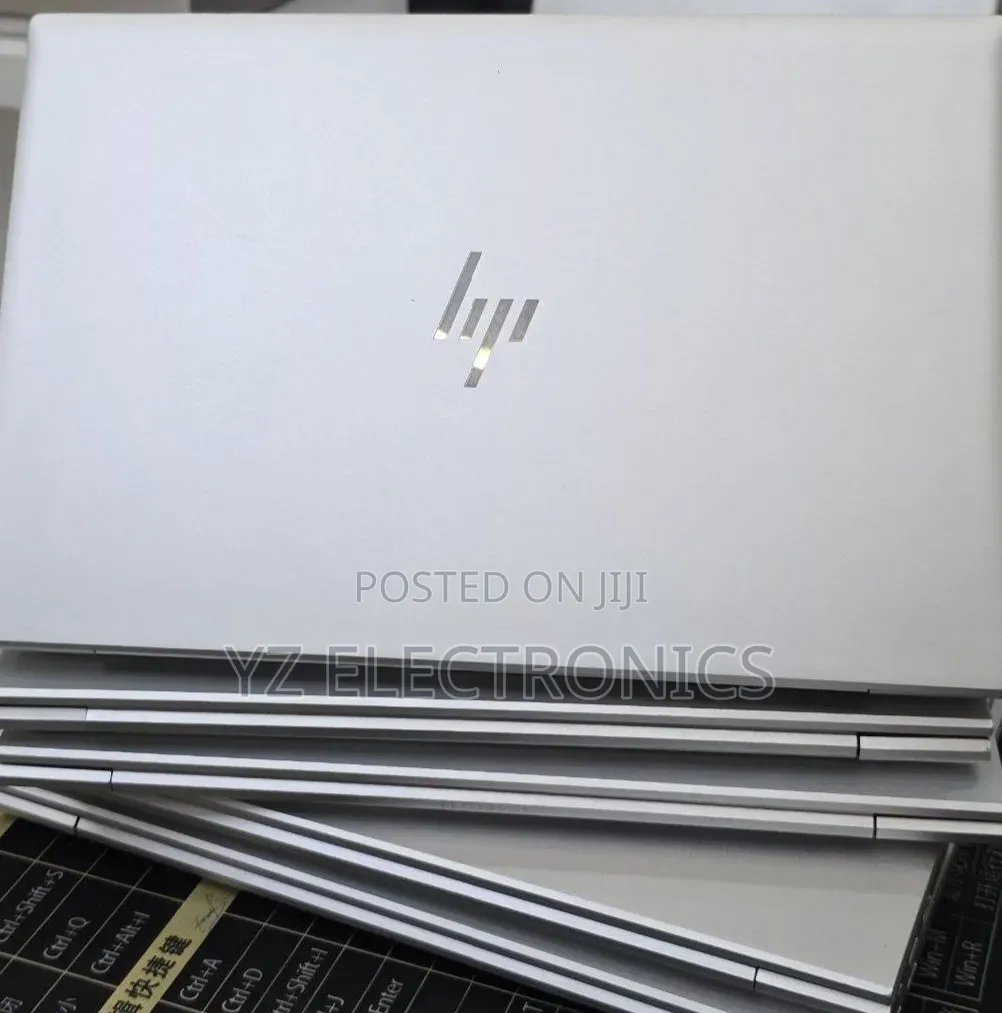 New Laptop HP EliteBook 840 G11 16GB Intel Core i7 SSD 512GB