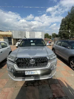 Toyota Land Cruiser 2019 Silver