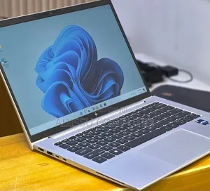 New Laptop HP EliteBook 840 G10 16GB Intel Core i7 SSD 512GB