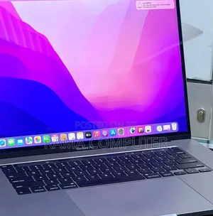 New Laptop Apple MacBook Pro 2019 32GB Intel Core i9 SSD 512GB
