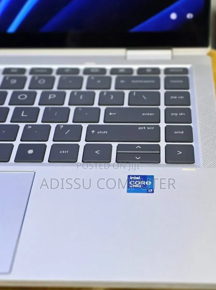 New Laptop HP EliteBook 1040 G8 16GB Intel Core i7 SSD 512GB