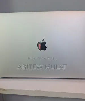 New Laptop Apple MacBook Air 2020 M1 8GB Apple M1 SSD 256GB