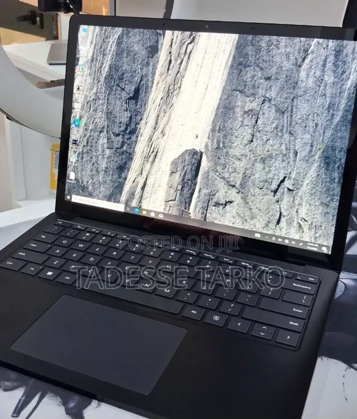 New Laptop Microsoft Surface Laptop 5 16GB Intel Core i7 SSD 512GB